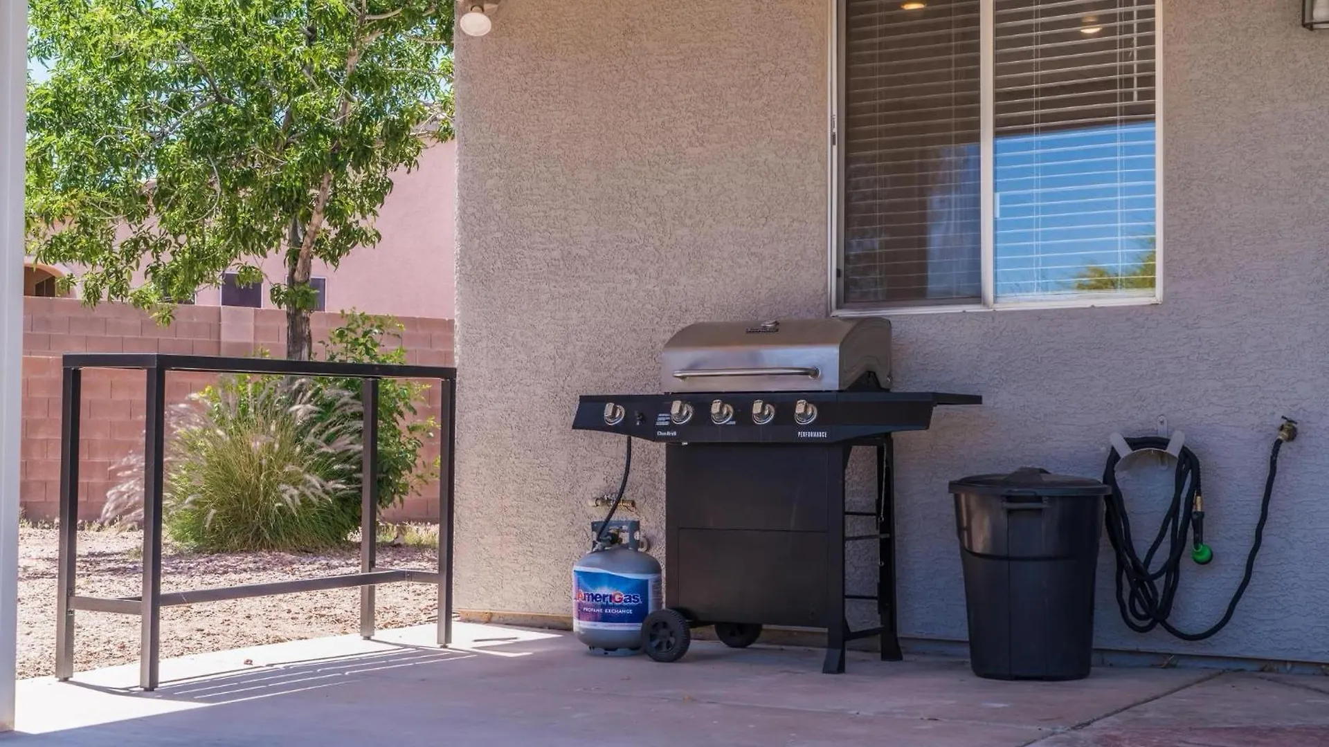 Vegas-Style Desert Luxury: Themed Bedrooms, Game Room, Fire Pit & Jacuzzi. Only 20 Min To The Strip! Las Vegas 0*,  USA